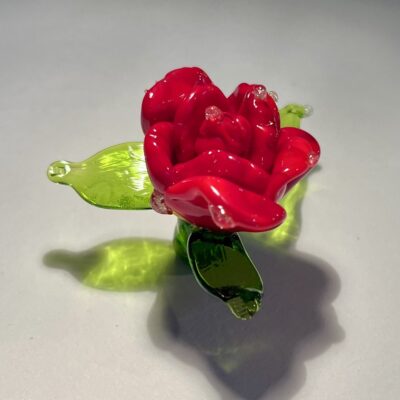 idée cadeau fête des mères, rose en verre de Murano