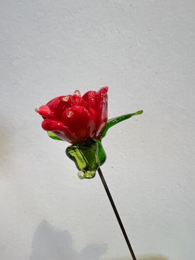 idée cadeau fête des mères, rose en verre de Murano