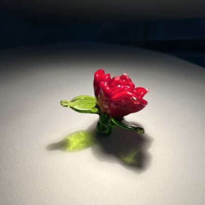idée cadeau fête des mères, rose en verre de Murano