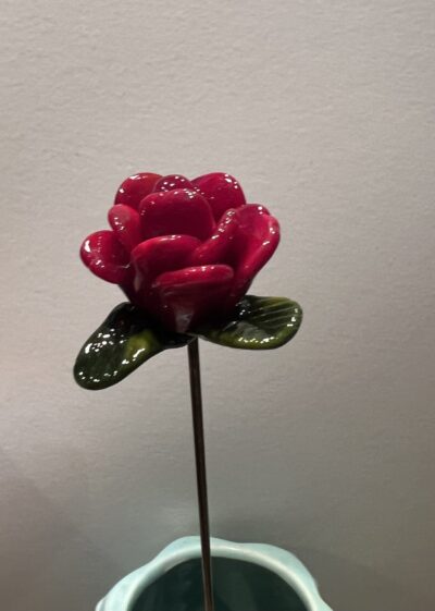 idée cadeau saint valentin, rose en verre de Murano, rose en verre filé