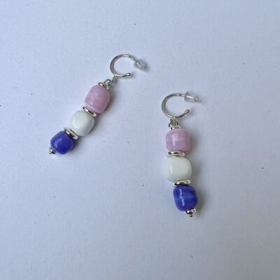 Boucles d'oreilles en verre n°020 Brochette de chamallows couleur rose, blanc et parme – Image 5