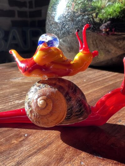 Escargot en verre de Murano et son petit tunning sur le dos