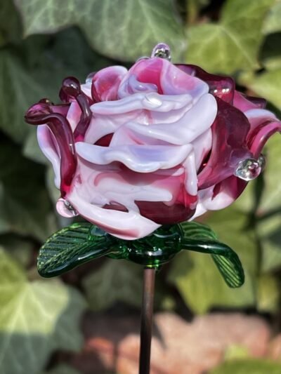 Rose artificielle