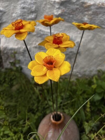Bouquet de jonquilles en verre