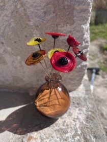 Bouquet de fleurs en verre de Murano n°006. Petit vase avec 7 coquelicots Bouquet de fleurs en verre